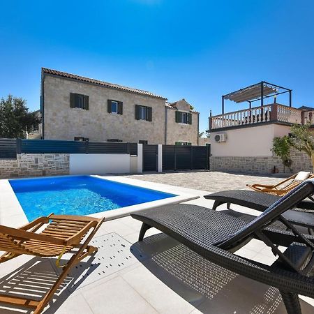 פריבלאקה Villa Mediteran Zadarvillas מראה חיצוני תמונה