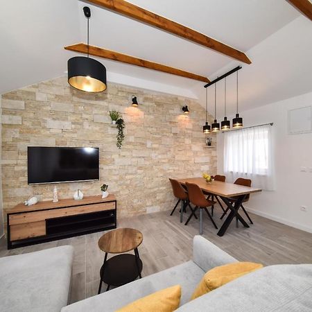 פריבלאקה Villa Mediteran Zadarvillas מראה חיצוני תמונה