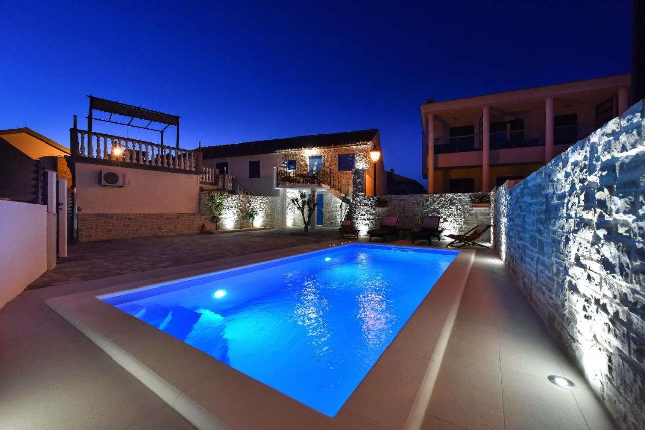 פריבלאקה Villa Mediteran Zadarvillas מראה חיצוני תמונה