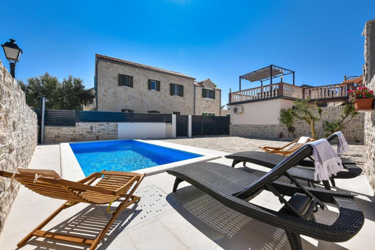 פריבלאקה Villa Mediteran Zadarvillas מראה חיצוני תמונה