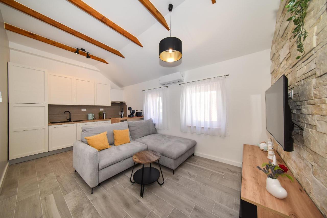 פריבלאקה Villa Mediteran Zadarvillas מראה חיצוני תמונה