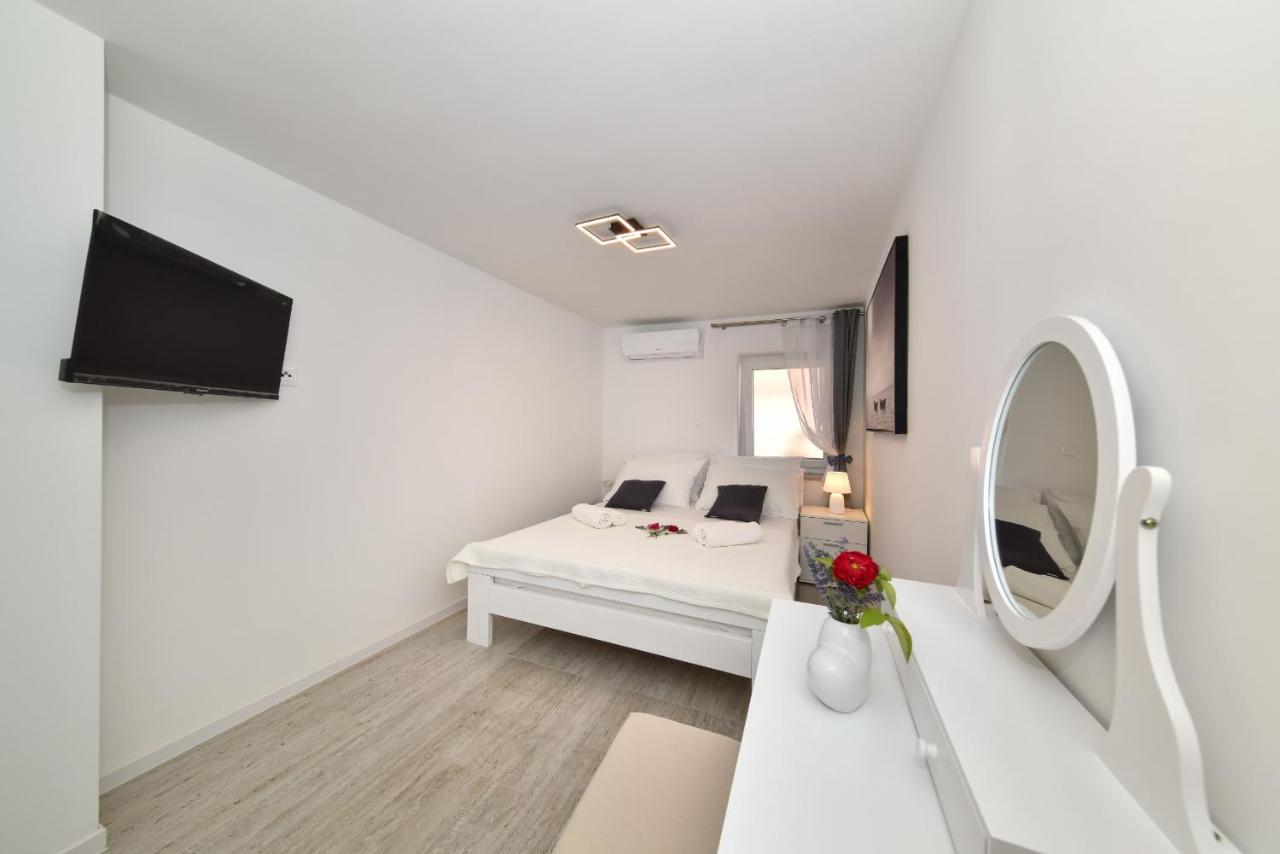 פריבלאקה Villa Mediteran Zadarvillas מראה חיצוני תמונה