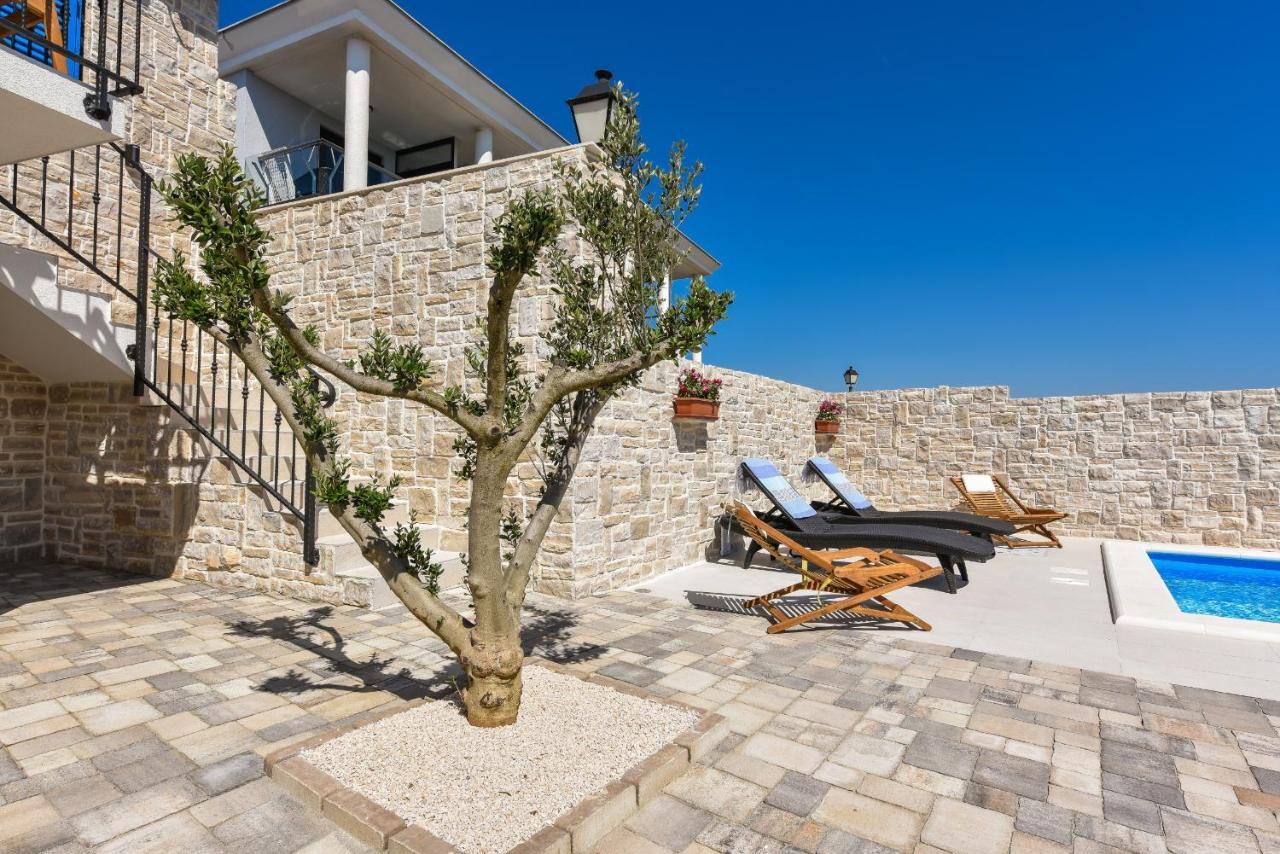 פריבלאקה Villa Mediteran Zadarvillas מראה חיצוני תמונה