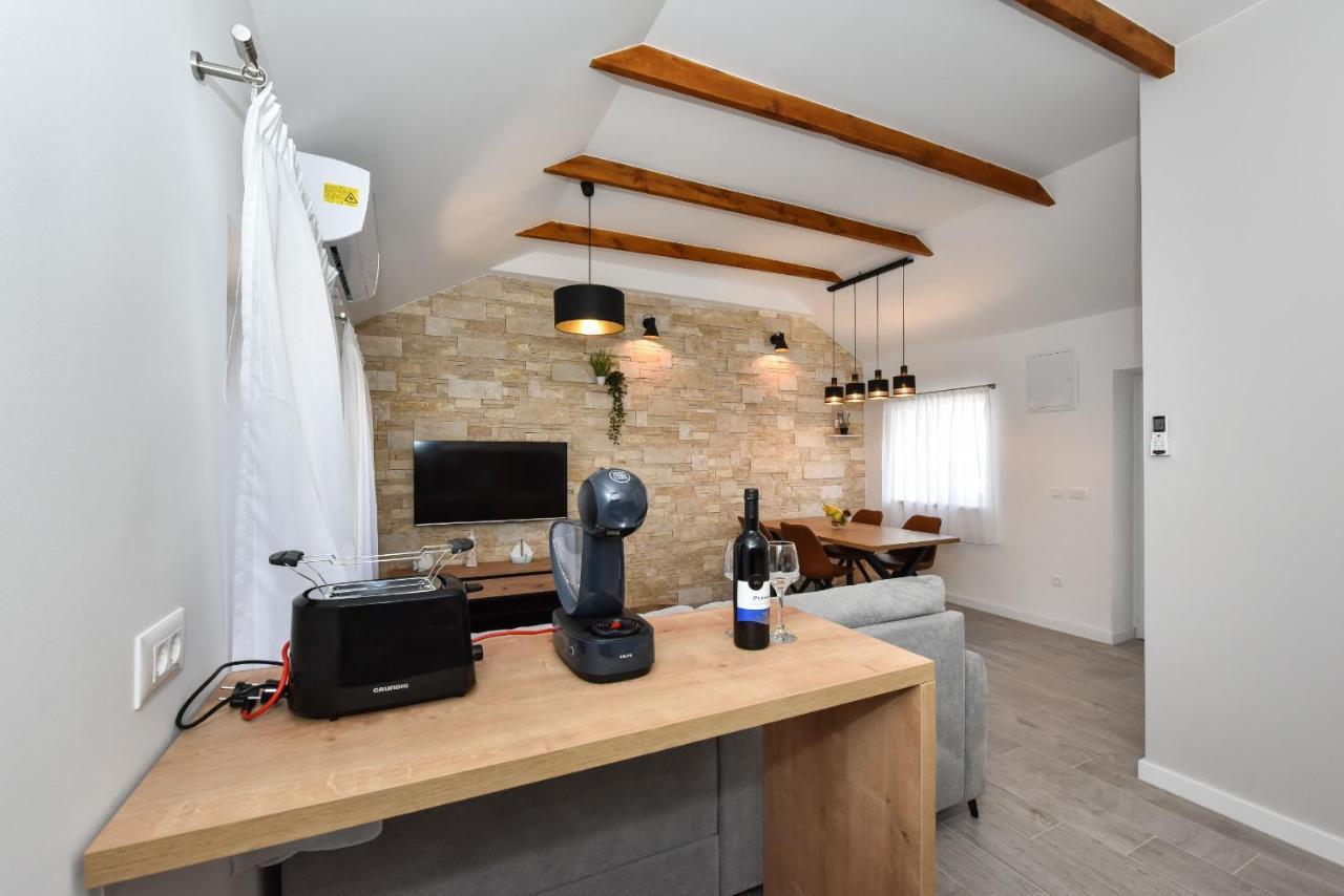 פריבלאקה Villa Mediteran Zadarvillas מראה חיצוני תמונה