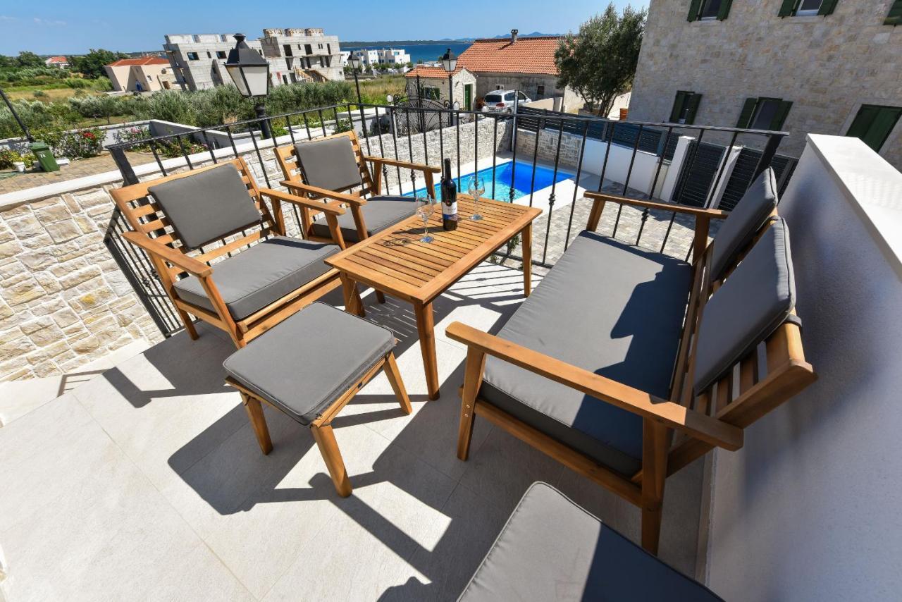 פריבלאקה Villa Mediteran Zadarvillas מראה חיצוני תמונה